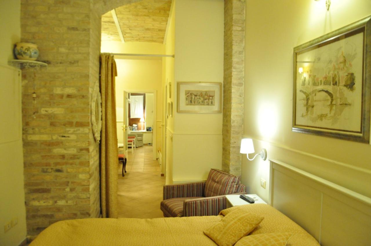 Bed And Breakfast Piazza Mercato 페스카라 외부 사진